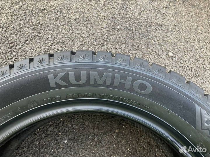 Kumho WinterCraft Ice Wi51 225/45 R17 94T