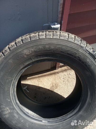 Goodyear UltraGrip 265/65 R17 112Q