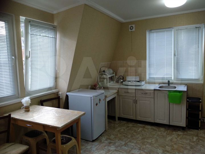 Дом 25 м² на участке 1 сот.