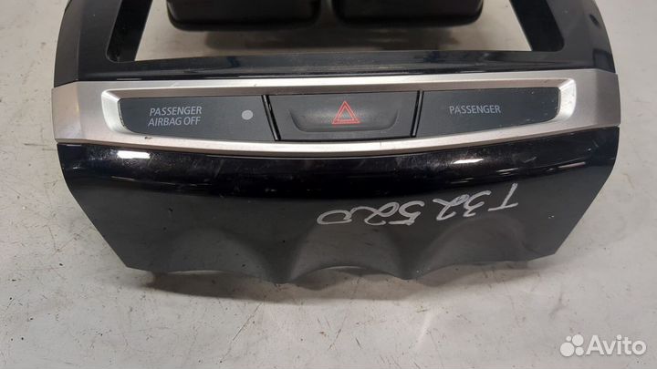 Рамка под магнитолу Mitsubishi ASX, 2017