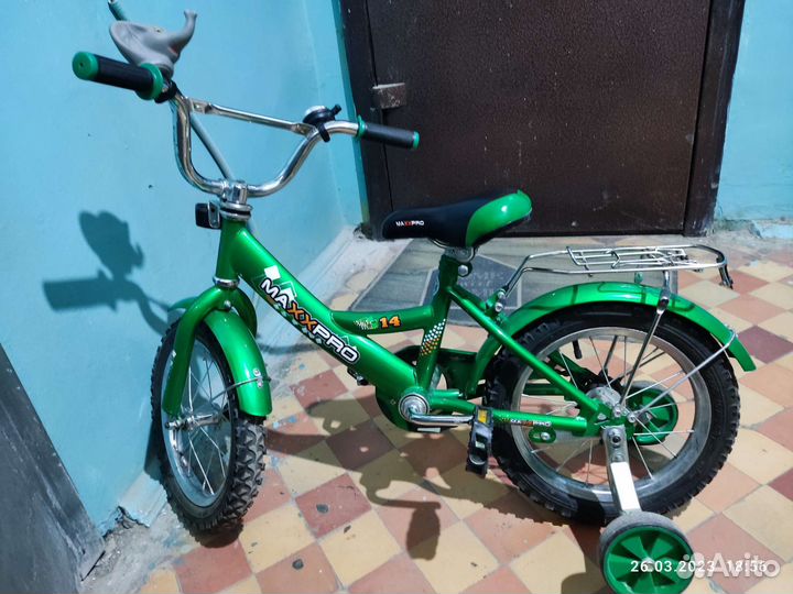 Велосипед детский диаметр 14