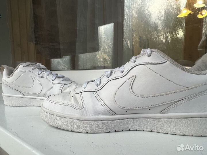 Кроссовки nike женские белые