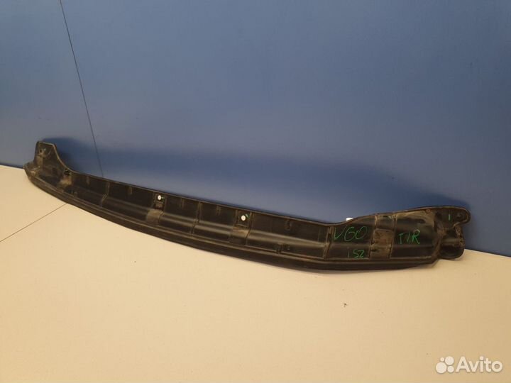 Уплотнитель двери передней правой Volvo S60 2010-2018