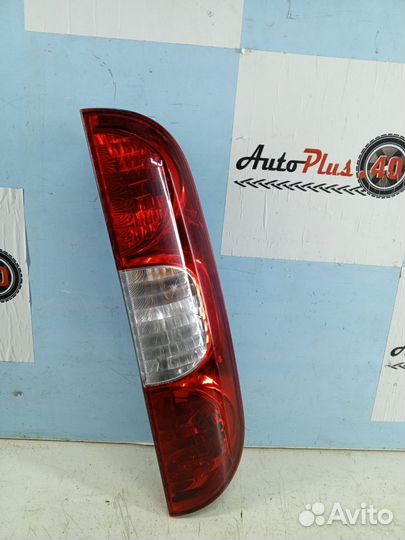 Фонарь задний правый Fiat Doblo rest