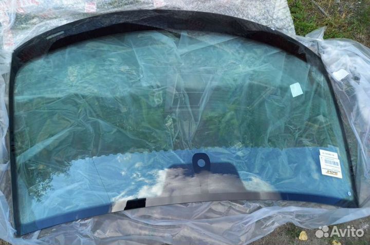 Лобовое стекло на volkswagen tiguan