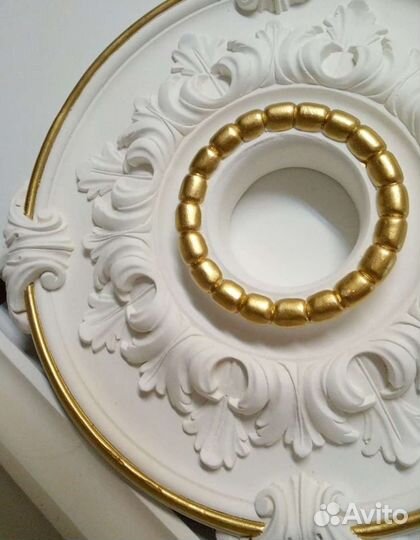 Потолочные розетки,Карнизы