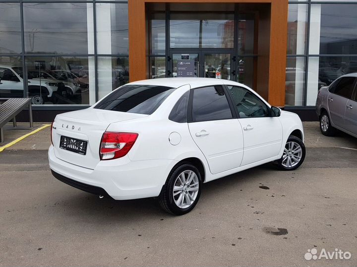 LADA Granta 1.6 МТ, 2022, 23 300 км