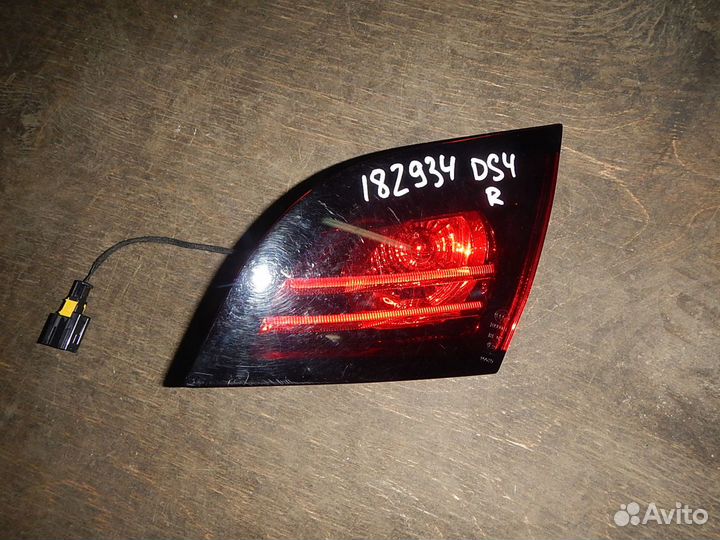 Фонарь задний внутренний правый, Citroen (Ситроен)