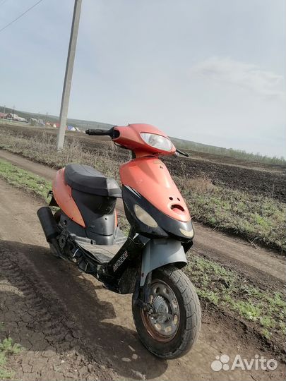 Скутер Recer