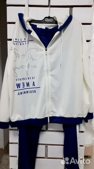 Спортивный костюм женский 48 50 новый