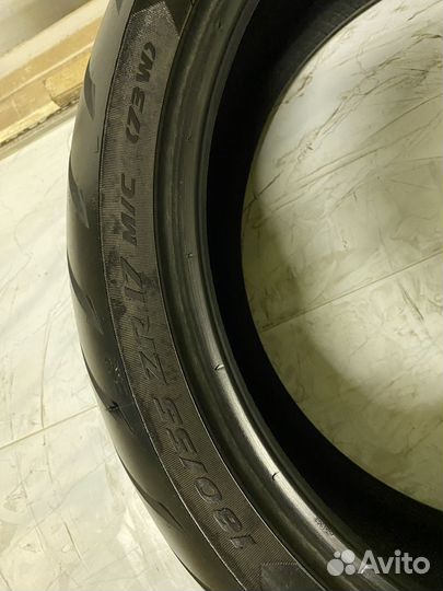 180/55 R17 Metzeler Roadtec 01 (349)