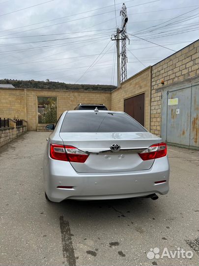 Бампер на камри