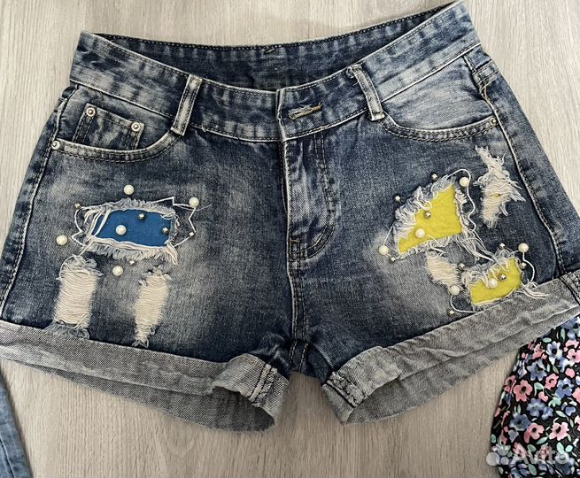 Женские шорты