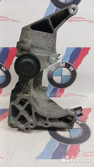Кронштейн генератора Bmw X5 E70 N57D30B 2010