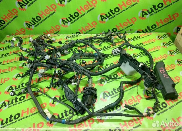 Коса под капот toyota corolla runx NZE121 1nzfe