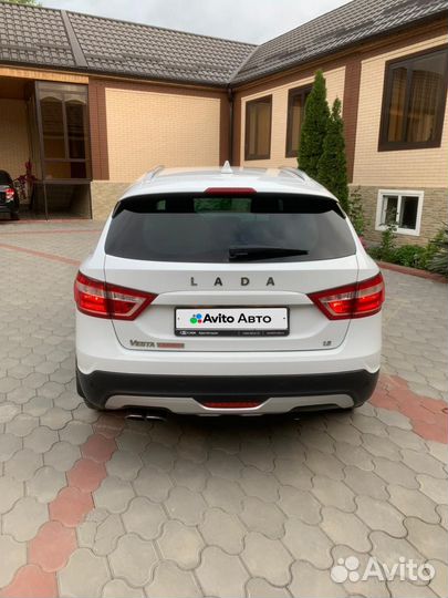 LADA Vesta Cross 1.8 AMT, 2018, 131 000 км