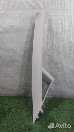 Обшивка правой стойки Ford Fiesta (CB1) 2009