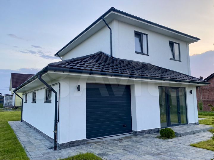 Дом 220 м² на участке 6 сот.