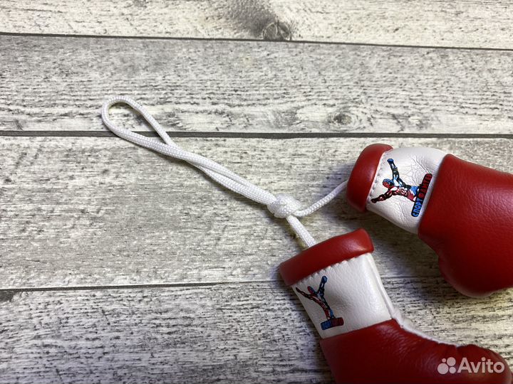 Боксерские перчатки на веревочке Спортфайтер Кр