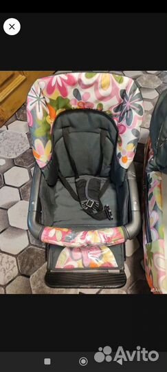 Прогулочная коляска с надувными колесами