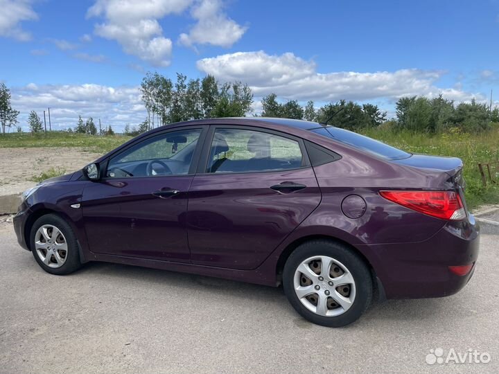 Hyundai Solaris 1.4 AT, 2011, 122 000 км