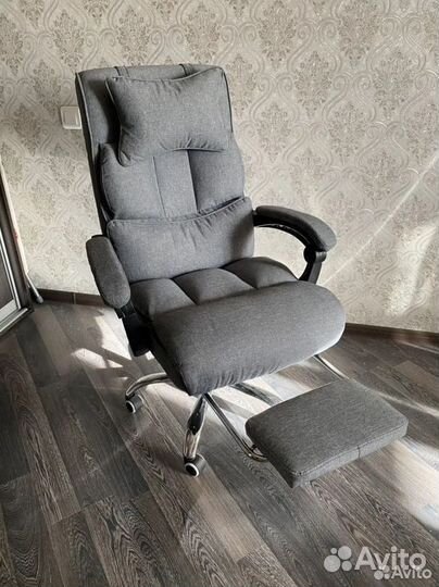 Компьютерное кресло офисное с функцией массажа
