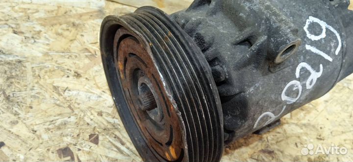 Компрессор кондиционера Renault Megane 2