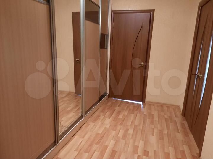 2-к. квартира, 71 м², 4/10 эт.