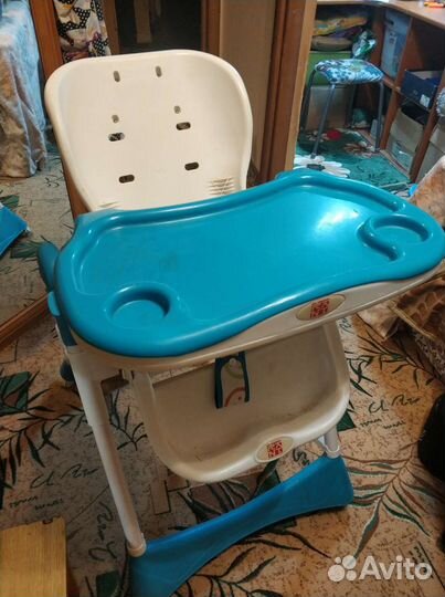 Детский стульчик для кормления