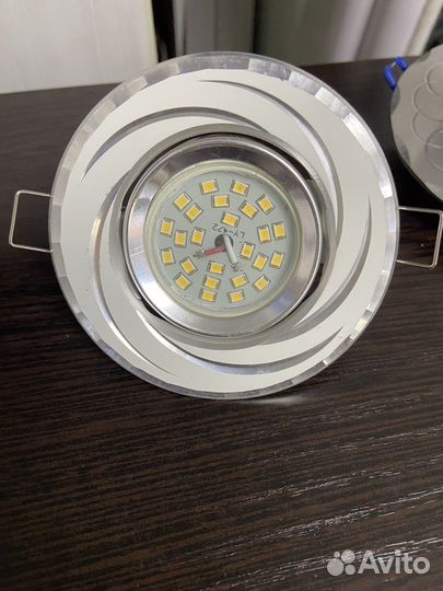 Точечные светильники потолочные