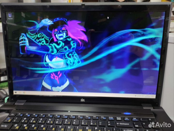 Шустрый ноутбук DNS i5-2430M 240GB SSD