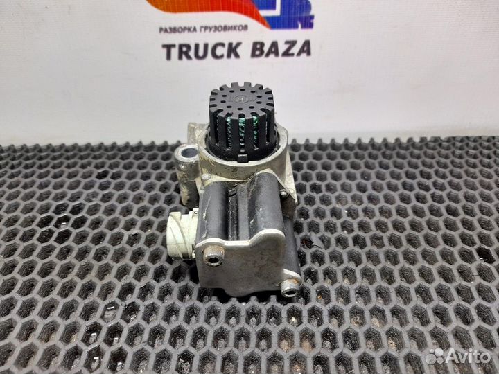 Клапан управления компрессором