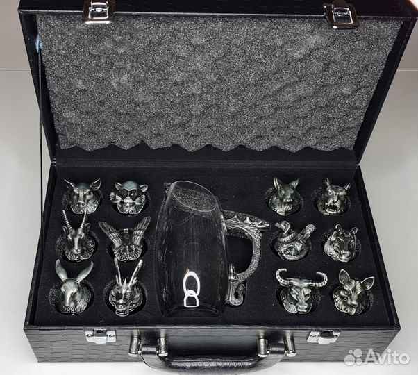 Набор рюмки стопки+графин в чемодане