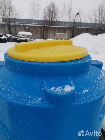 Бак для воды 750 литров