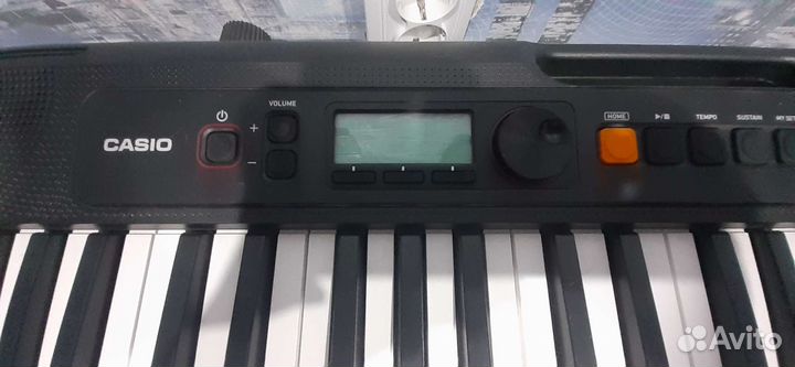 Синтезатор Casiotone CT-S200