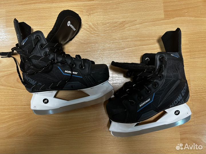 Коньки хоккейные детские 33 размер