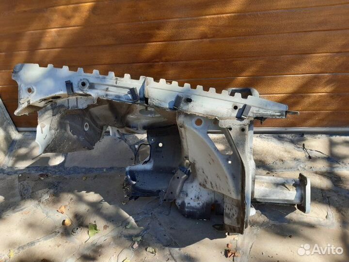 Лонжерон правый Audi A4 Avant B6 (8E5) 1.8T MPI