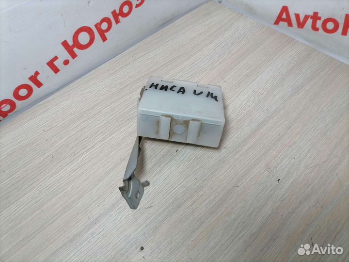 Блок комфорта Nissan Bluebird U14