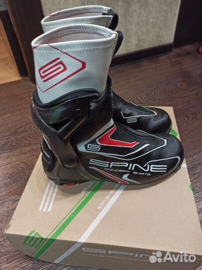 Лыжные ботинки Spine Concept Skate 38 р NNN