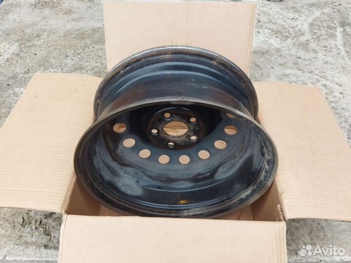 Штампованные диски r16