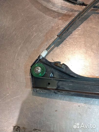 Механизм стеклоподьемника передний VW Jetta 5