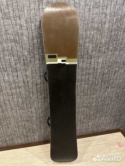 Сноуборд с креплениями