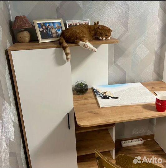 Лайт стол компьютерный