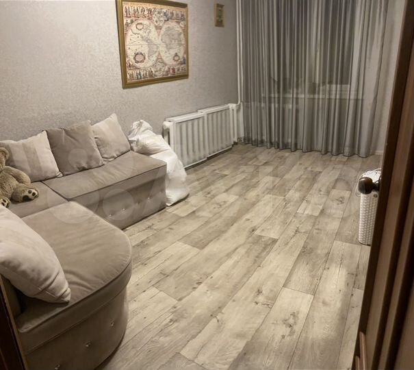 4-к. квартира, 85 м², 1/5 эт.