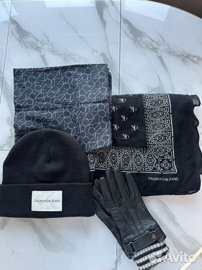 Шапка перчатки шарфы Calvin Klein