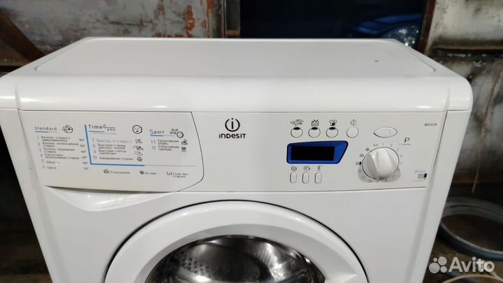 Стиральная машинка Indesit