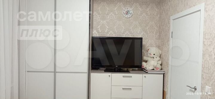 2-к. квартира, 41 м², 3/18 эт.