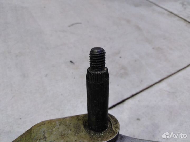 Трапеция стеклоочистителя