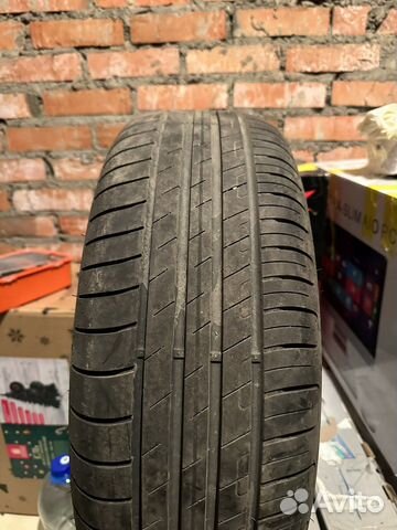 Goodyear EfficientGrip 205/60 R16