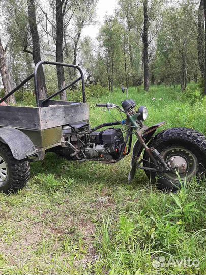 Лодка с мотором